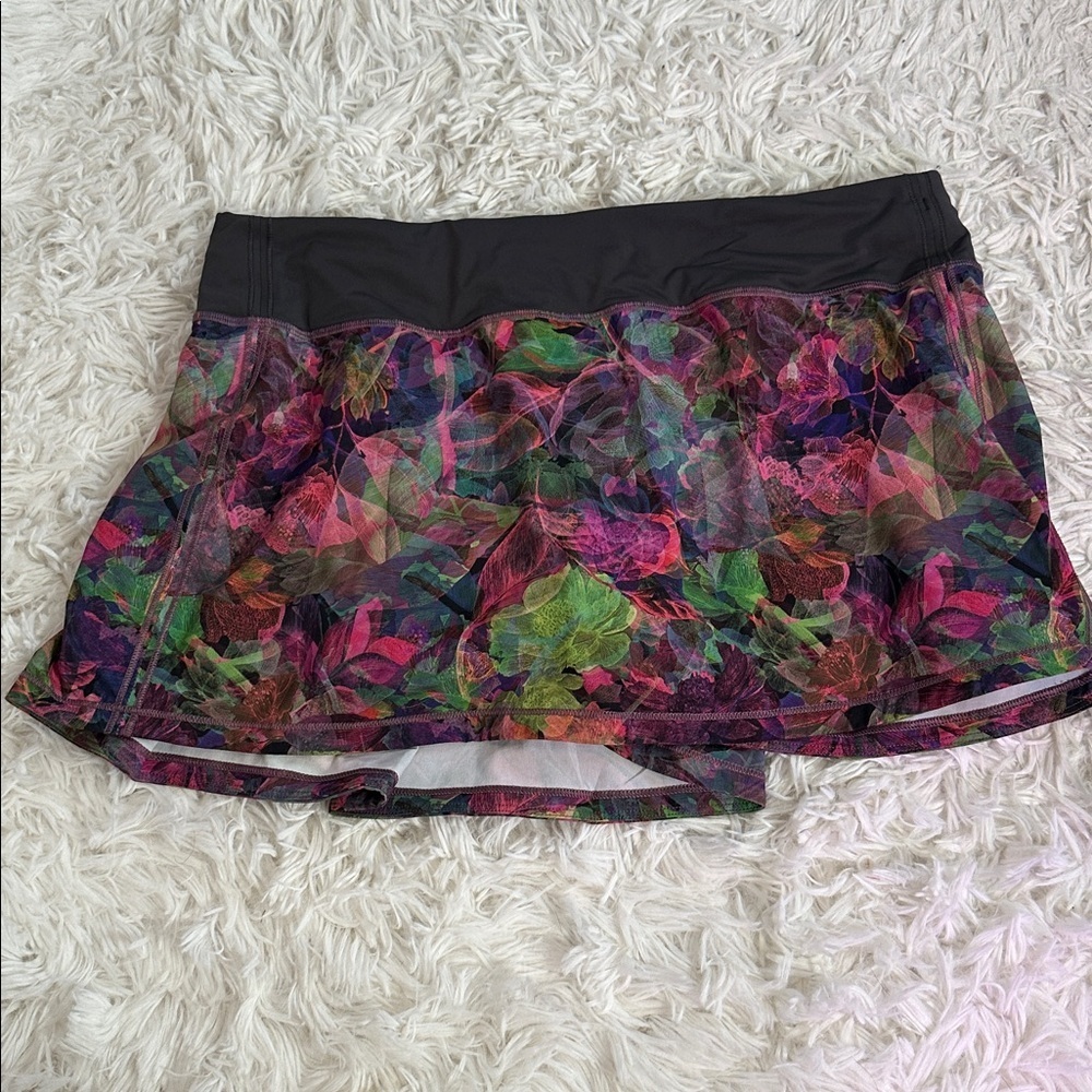 Lululemon Pace Rival Mid-Rise Skirt Vivid Floral Tone Multi